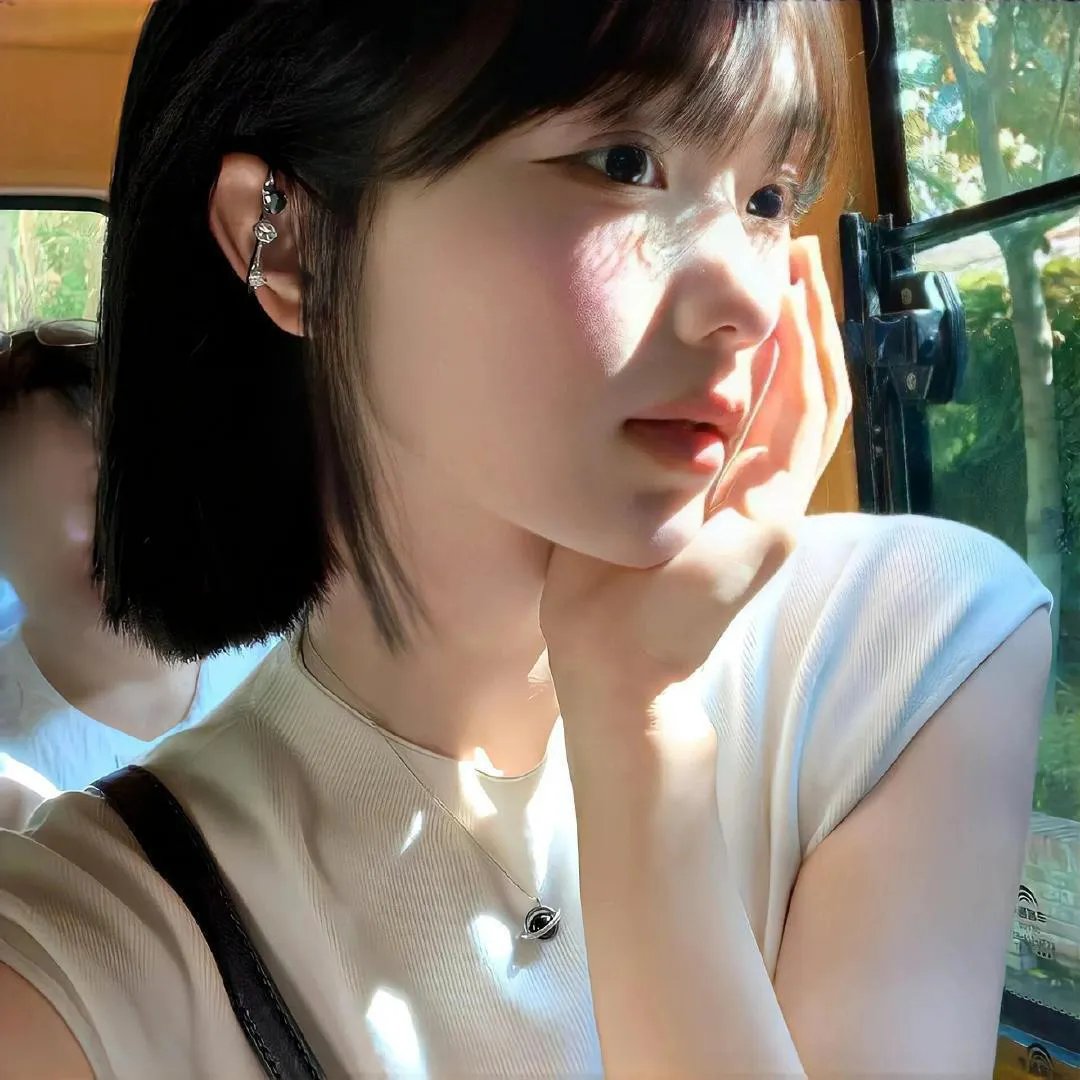 商谍